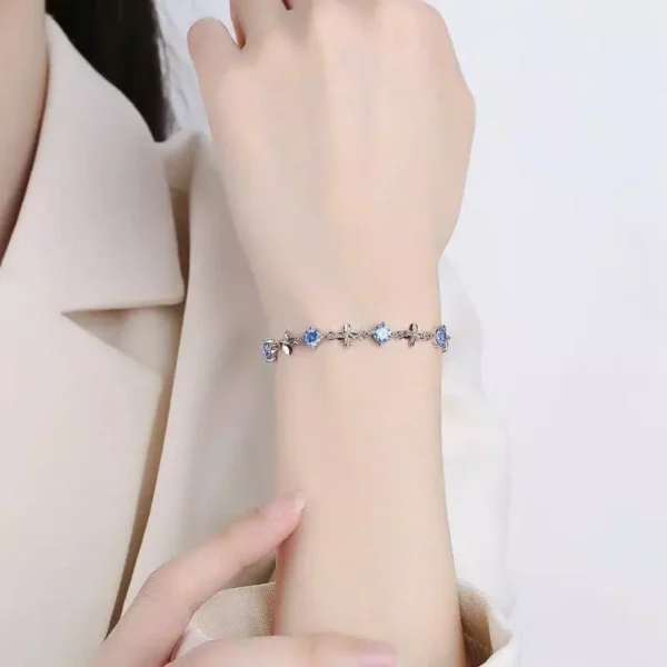 LOCKEND Four Leaf Clover CZ Bracelet
