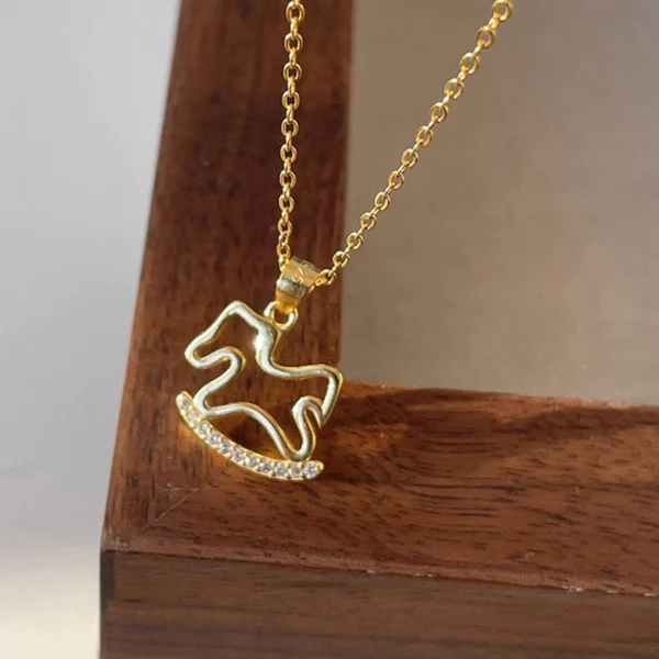 Alloy Geometric Horse Pendant Necklace