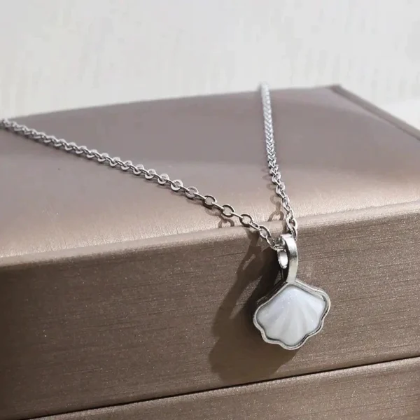 Pearl Shell Butterfly Pendant Necklace